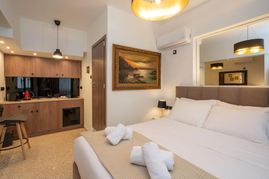 Dema Luxury Suites - Perikleous E6 Athene Buitenkant foto