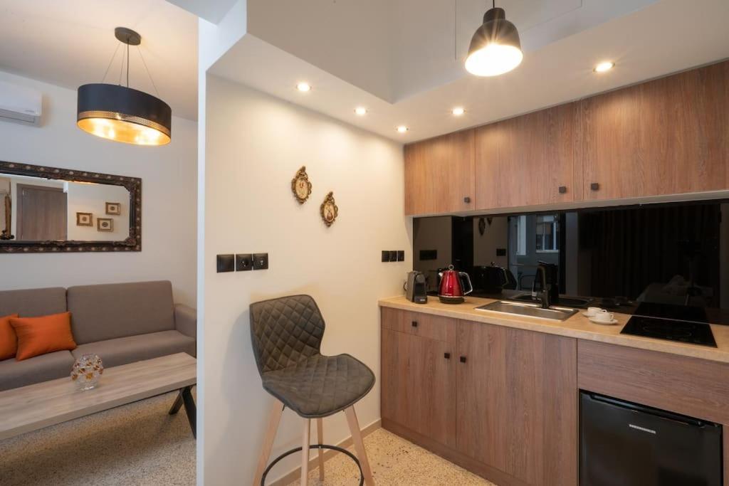 Dema Luxury Suites - Perikleous E6 Athene Buitenkant foto