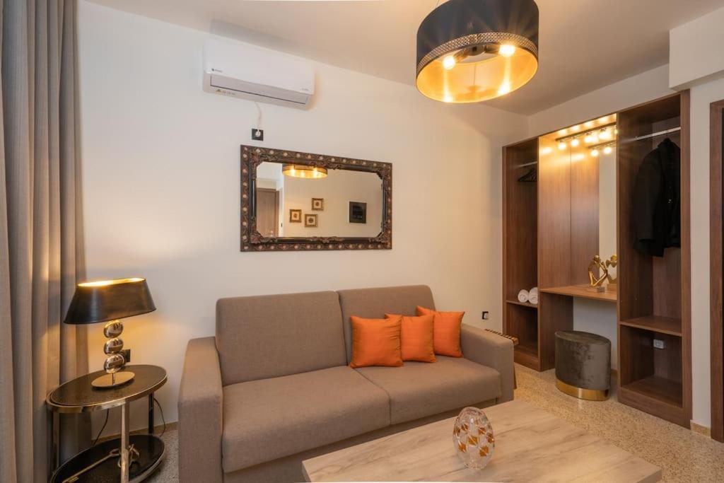 Dema Luxury Suites - Perikleous E6 Athene Buitenkant foto